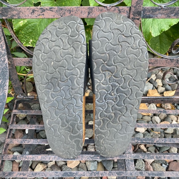 Birkenstock Madrid Black Sandals - Picture 2 of 12